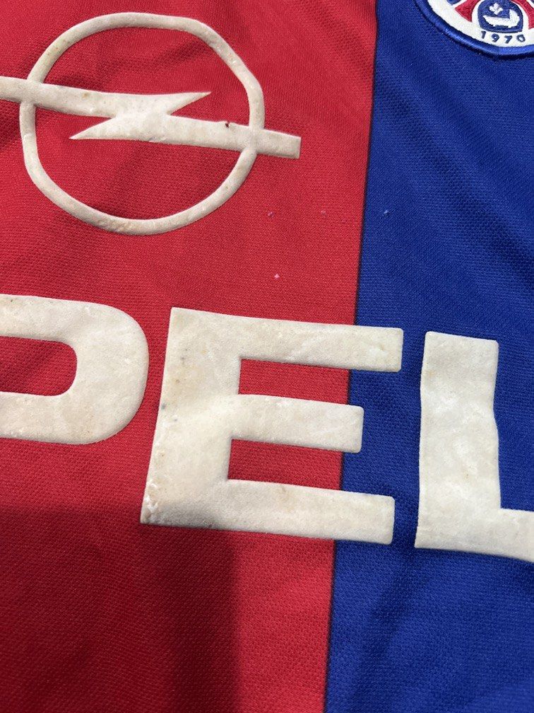 vintage jersey (Category: Tshirts & Polo Shirts) located in Pasir Puteh. Submitted by z4y4h (Listing ID 1446313317, Image 3). Description: pit 20.5 lbuh 27 cdtion 9.5/10.