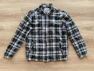 (Category: ) located in . Submitted by hrstore95 (Listing ID 1446266061, Image 1). Description: .