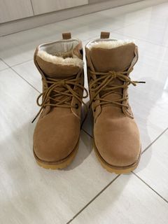 (Category: ) located in . Submitted by xolifestyle (Listing ID 1446244101, Image 1). Description: .