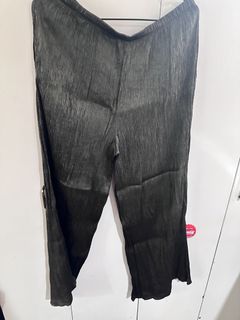 (Category: ) located in . Submitted by kyle.closet (Listing ID 1446242793, Image 1). Description: .