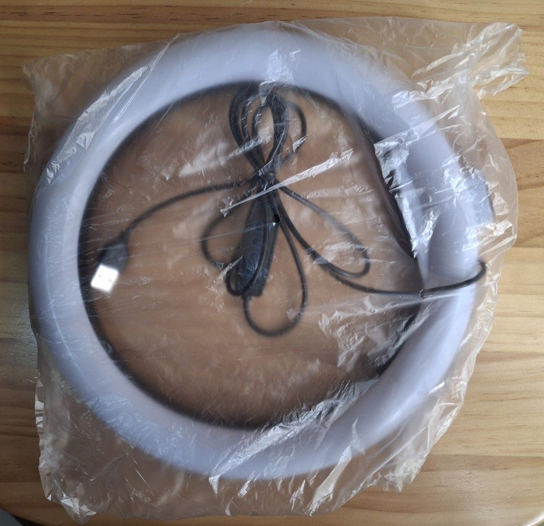 3 pieces 10" Ring Fill Light with USB Cable (Category: Lighting & Studio Equipment) located in Pasay City. Submitted by jkmv0211 (Listing ID 1446371805, Image 2). Description: - 10-inch ring fill light - Perfect for selfies, video streaming, and beauty shots - Multiple color temperature options - USB powered with inline controller for easy adjustments - Comes in original packaging - 3 pcs for P300 (1 pc without box) Cash or Gcash Will give it for