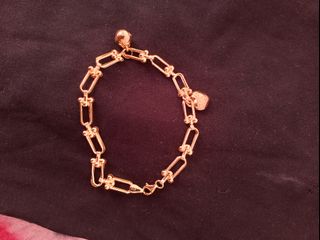 (Category: ) located in . Submitted by azilmama (Listing ID 1446368957, Image 1). Description: .