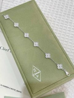 (Category: ) located in . Submitted by millenlavish_outlet (Listing ID 1446402266, Image 1). Description: .