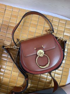 （分類：）位於 。 由 taylorso 提交（商品編號 1446426381，圖片 1）。簡介： 。
