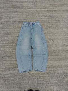 (Category: ) located in . Submitted by central_closet (Listing ID 1446466290, Image 1). Description: .
