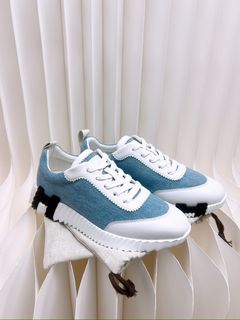 （分類：）位於 。 由 heras.luxury 提交（商品編號 1446516268，圖片 1）。簡介： 。