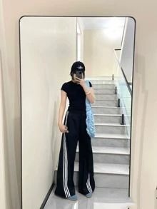 (Category: ) located in . Submitted by jessmumstore (Listing ID 1446371170, Image 1). Description: .