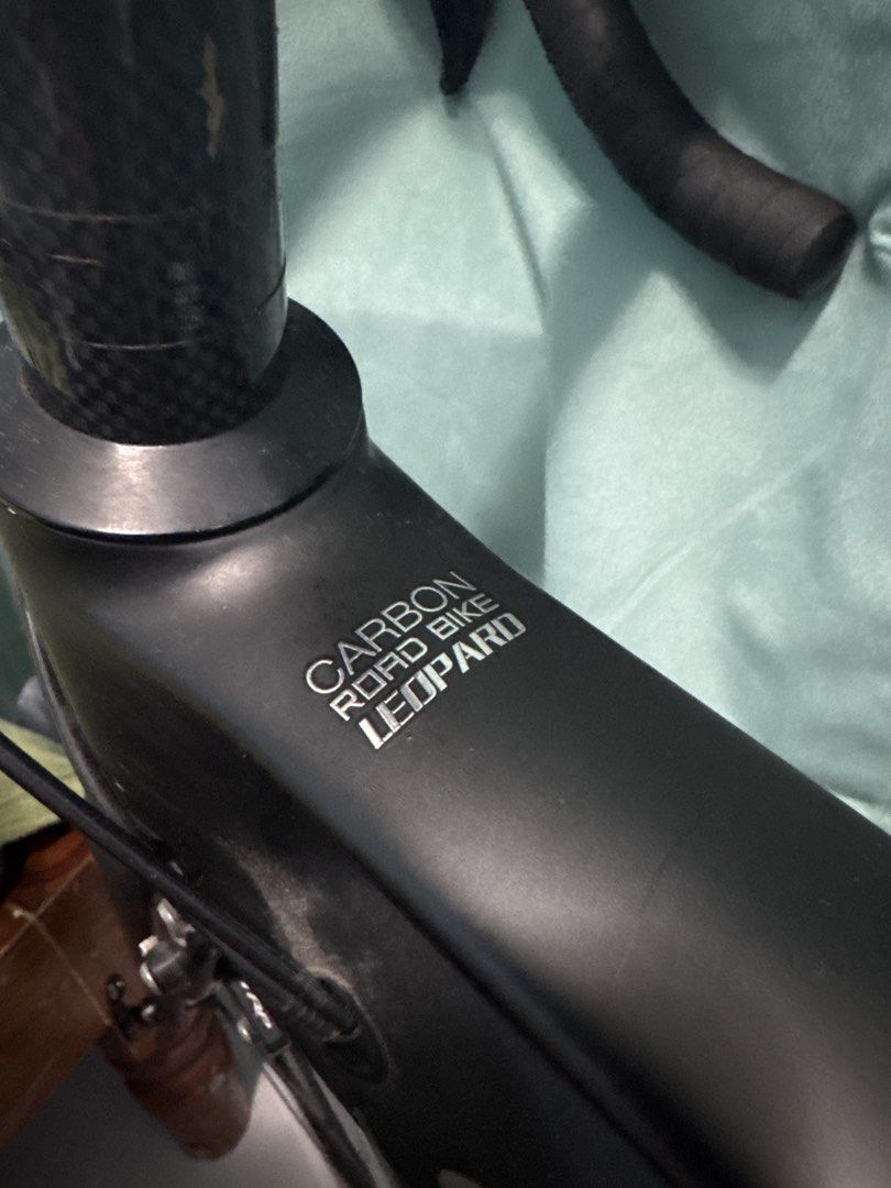 Aero Fully Carbon Road Bike (Category: Bicycles) located in Manila. Submitted by avic810 (Listing ID 1445990760, Image 2). Description: Group Set - Shimano 105 Wheels Set - Campagnolo Size XXS - 42 (fits for 150-158cm height) Weight - 7-8kg Original Price SGD 5,500 (PHP 260K) Price is negotiable. No Baller please .