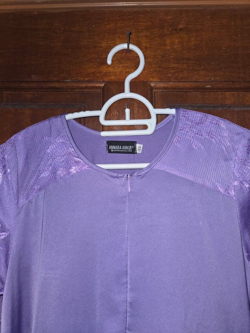 AMMARA ANNUR Lavender Purple Satin Maxi Dress ( (Category: Dresses) located in Batu Caves. Submitted by syedazain (Listing ID 1446494828, Image 2). Description: ​Letting go of this gorgeous pastel lavender maxi dress from boutique brand Ammara Annur. Material has a soft satin sheen, with beautiful matching lace on the shoulders and sleeves. Has a hidden front zip too. ​Condition: Excellent condition, lightly worn ​Brand: Ammara Annur ​Size: XS ​ 