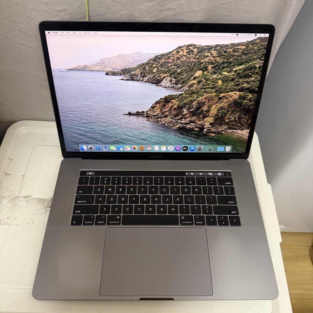 Upgraded Apple MacBook Pro 15-inch (2017) 16GB 512GB