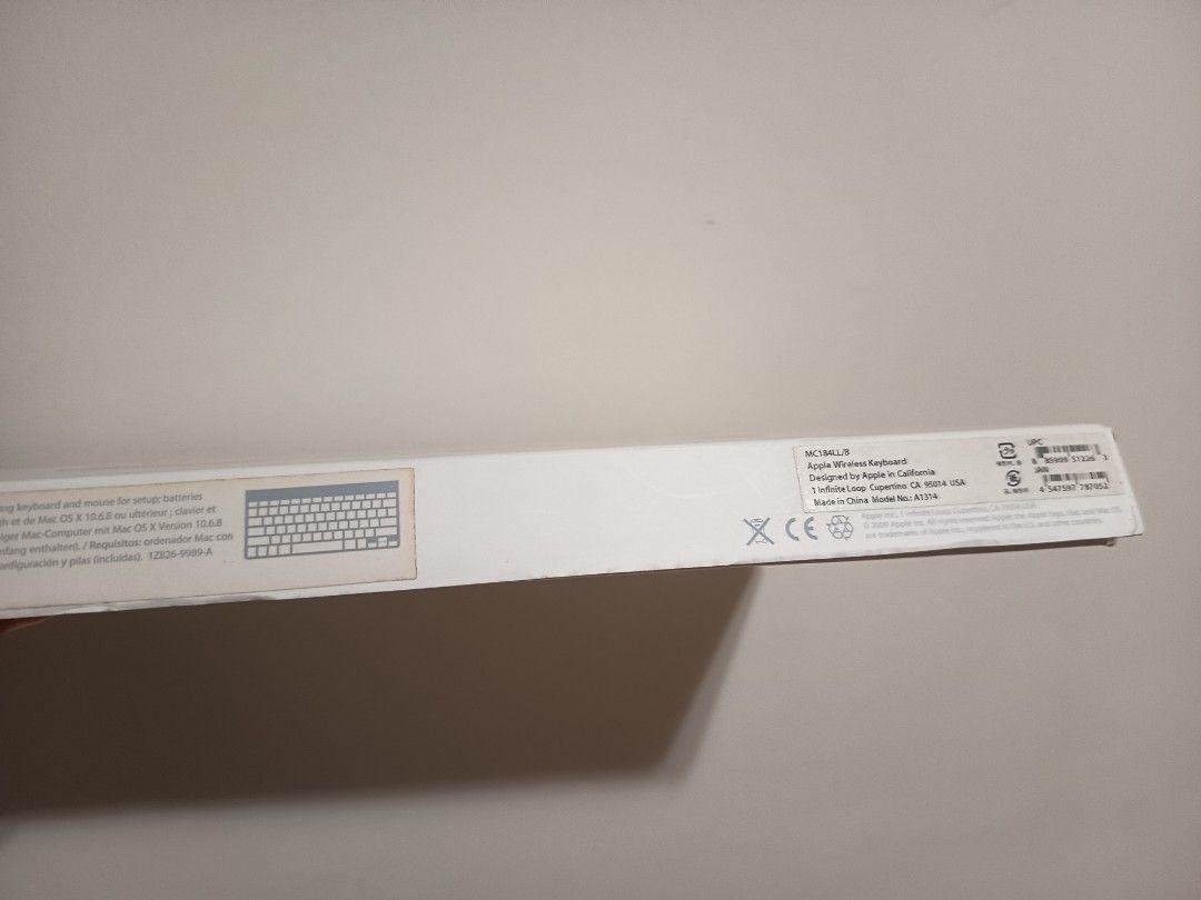 Apple Magic Keyboard A1314 Wireless Bluetooth Silver494781582677780483