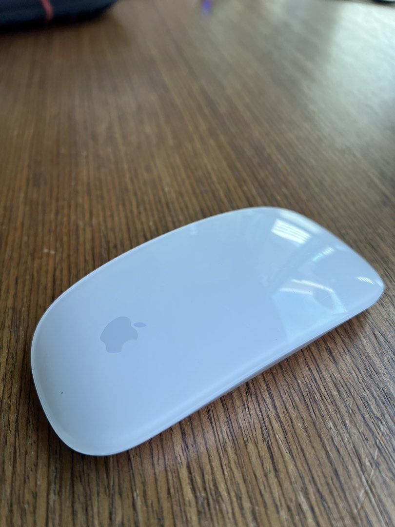 Apple Magic Keyboard and Magic Mouse494498615468369923