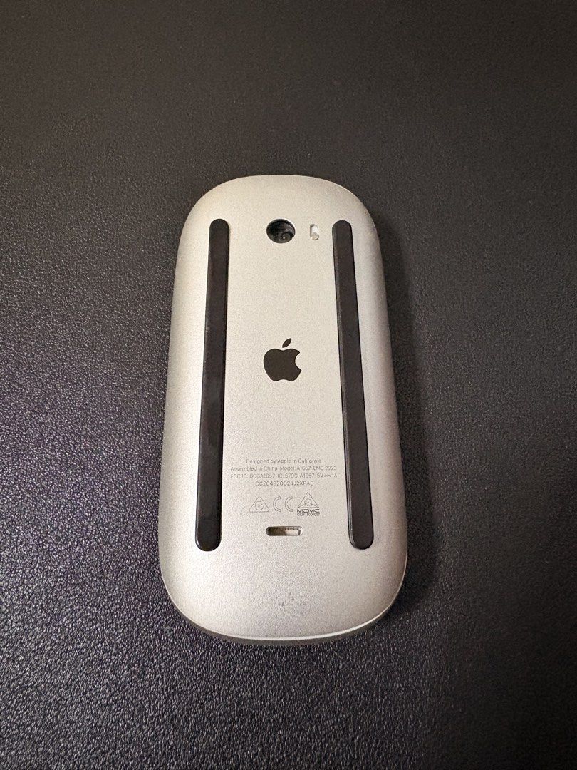 Apple Magic Mouse (2nd Generation)495008153391616001