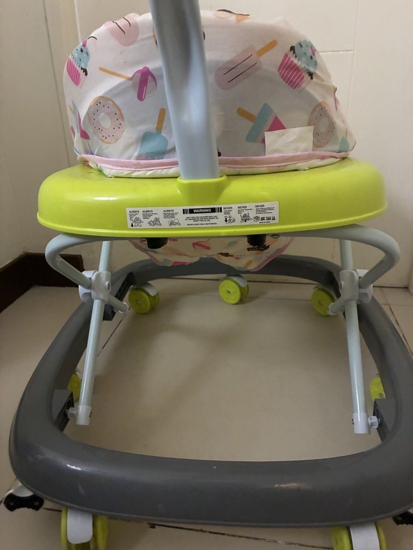 Apruva Walker (Category: Infant Playtime) located in Pasig City. Submitted by gojudook34 (Listing ID 1446358381, Image 3). Description: Apruva Walker ₱1,299 issue: d gumagana ung sounds/lights nung toy. other than that all good For pickup only Loc: Kapitolyo, Pasig.