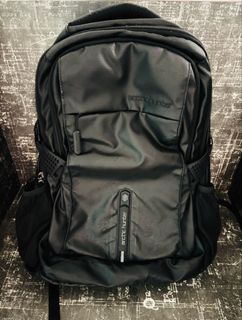 (Category: ) located in . Submitted by style.craze (Listing ID 1446399962, Image 1). Description: .