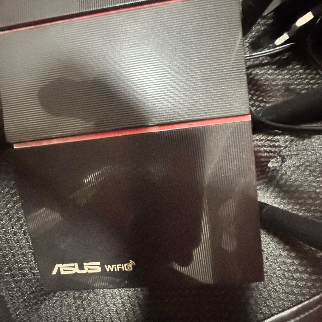 ASUS WiFi Router with 4 Antennas494778550972600320