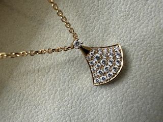 (Category: ) located in . Submitted by bogoshopda (Listing ID 1446373805, Image 1). Description: .