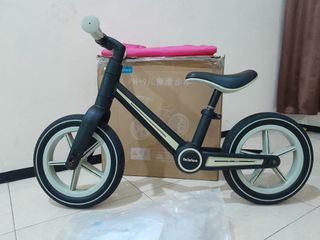 (Kategori: ) berada di . Dikirim oleh cuanskyy (ID iklan 1446512576, Gambar 1). Deskripsi: .