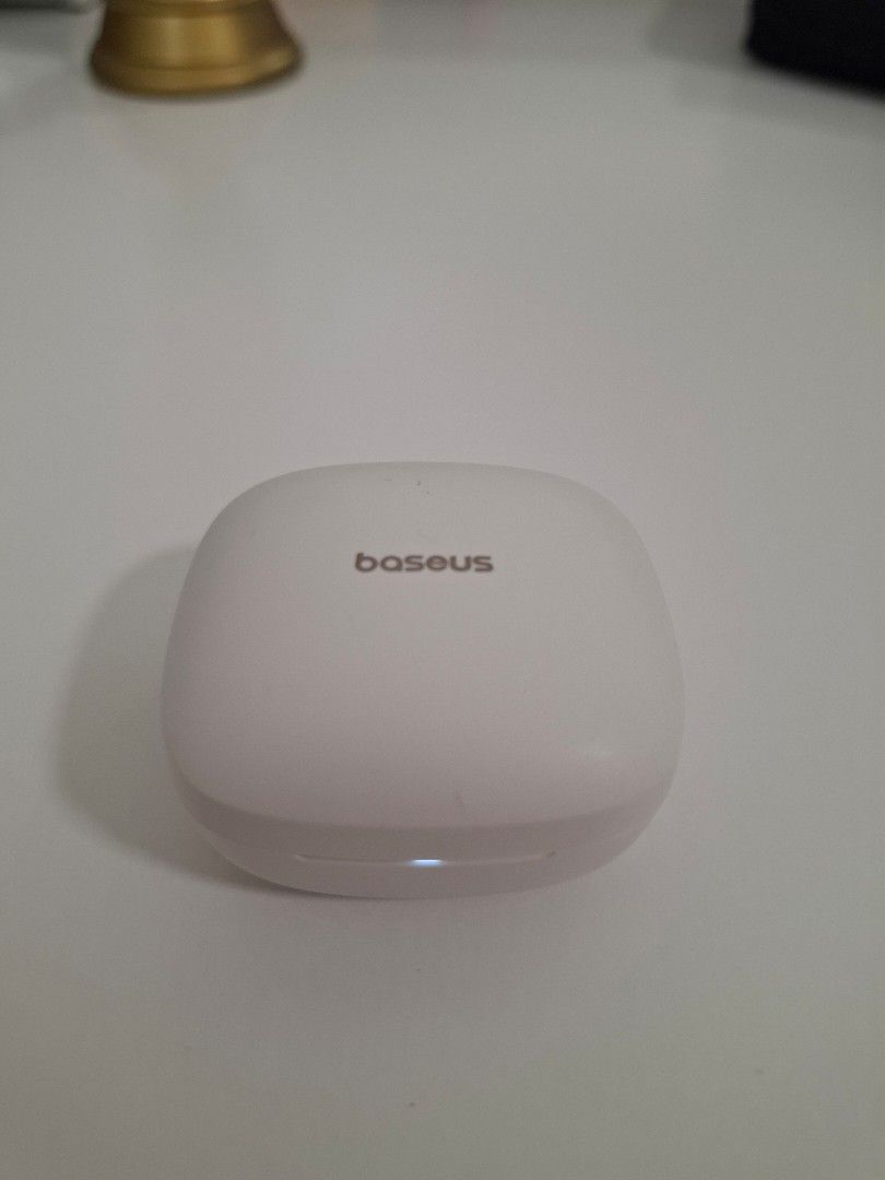 Baseus White Hello Kitty Wireless Earbuds494691877976156161