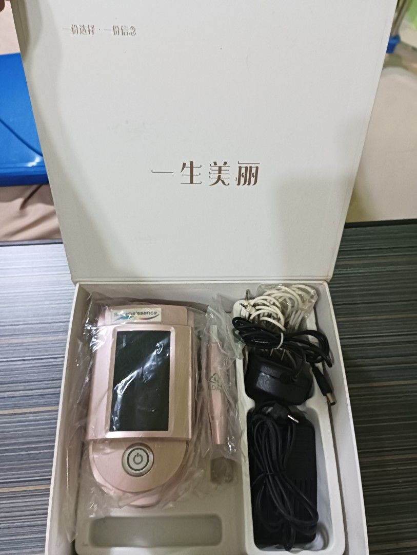 Biomancance Permanent Makeup Machine with Pen and Foot Pedal (Category: Makeup) located in Manila. Submitted by iamwhilmz (Listing ID 1446354745, Image 3). Description: - Biomancance Permanent Makeup Machine - Ideal for cosmetic tattooing - Includes: Pen, Power Adapter, Foot Pedal - Display shows 3.50V - Original box included.