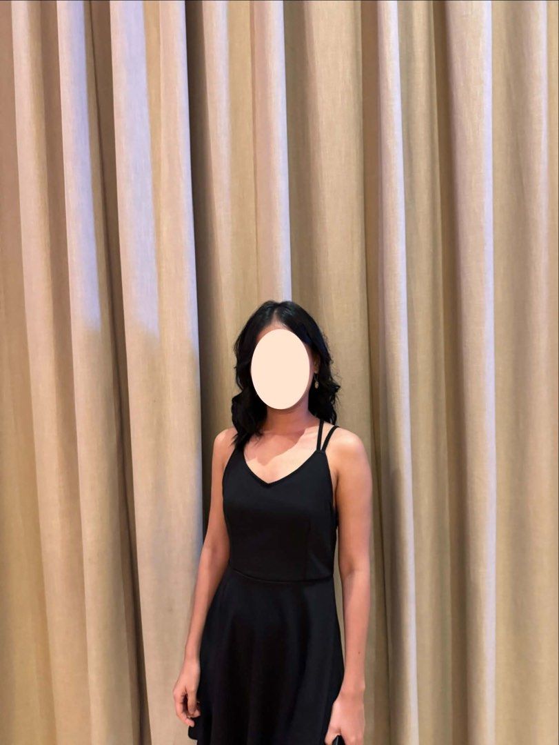 Black Criss-Cross Back Mini Dress (Category: Dresses) located in Manila. Submitted by jsantos_16 (Listing ID 1446378953, Image 2). Description: - Cute black mini dress - Criss-cross strap detail on the back - Perfect for parties or a night out - Versatile for dressing up or down RFS: Decluttering.