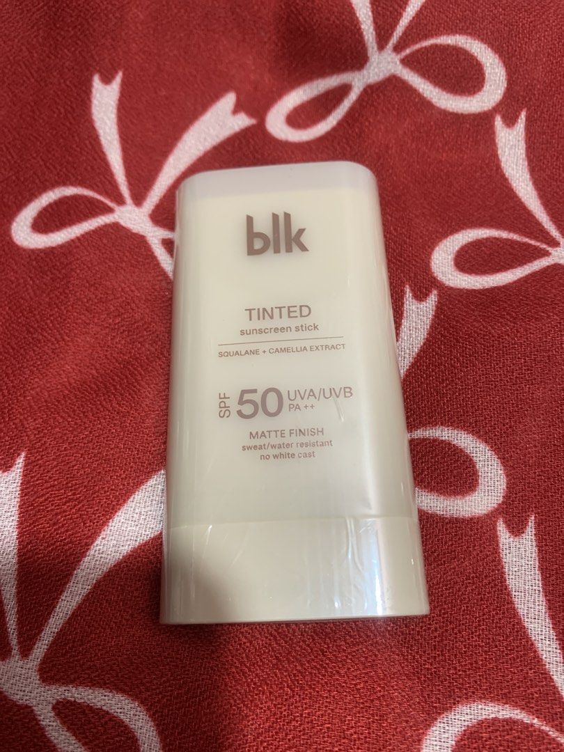 blk Tinted Sunscreen Stick SPF 50 - Shade OAT (Category: Face Care) located in Manila. Submitted by elaitems (Listing ID 1446486449, Image 1). Description: - blk Tinted Sunscreen Stick in shade OAT - SPF 50 UVA/UVB protection - Matte finish - Ideal for everyday sun protection - Why issell: maling shade nabili 😭 sealed pa siya.