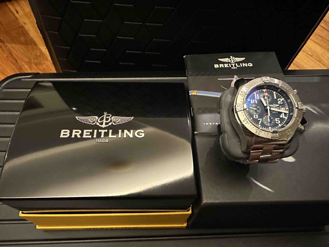 Breitling Avenger Skyland (Category: Luxury Watches) located in Manila. Submitted by adri0333 (Listing ID 1446493676, Image 3). Description: Breitling Avenger Skyland • 45mm Stainless Steel Case • Blue Dial • 9/10 Condition • Automatic Chronograph (Breitling Caliber 13) • 300M Water Resistance • Local AD • Complete Set Price: 255,000 (negotiable) Feel free to dm for more questions .