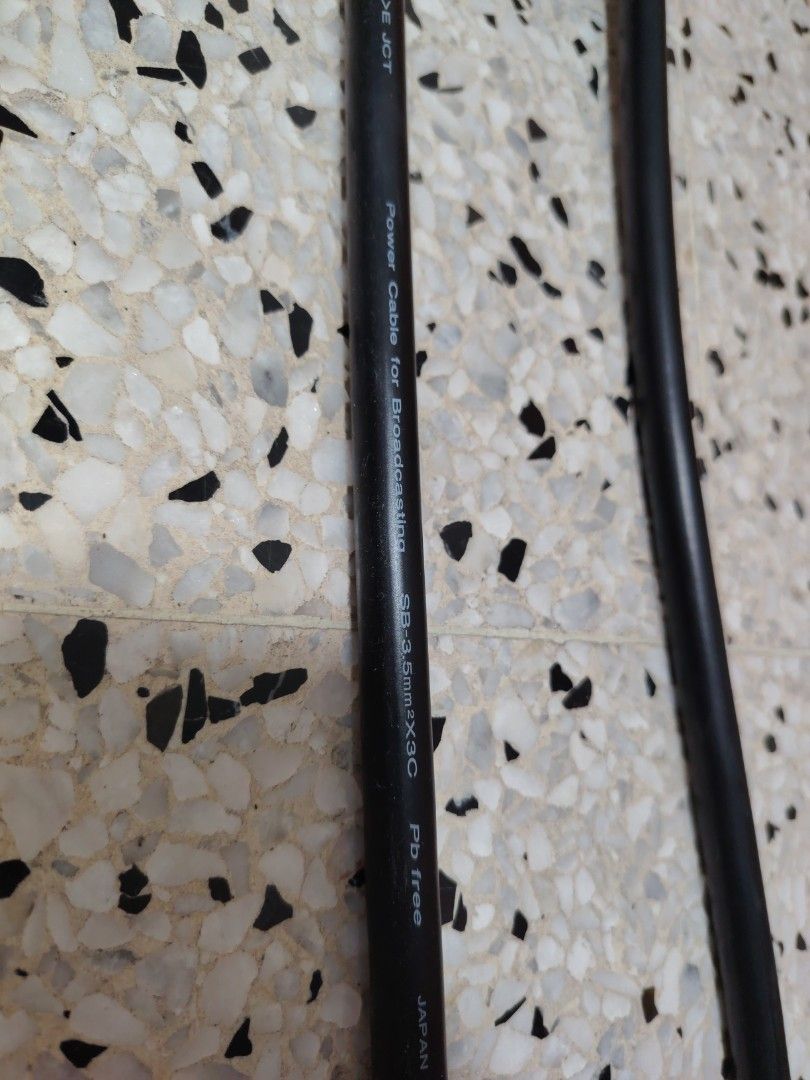 Broadcasting  Power Cable