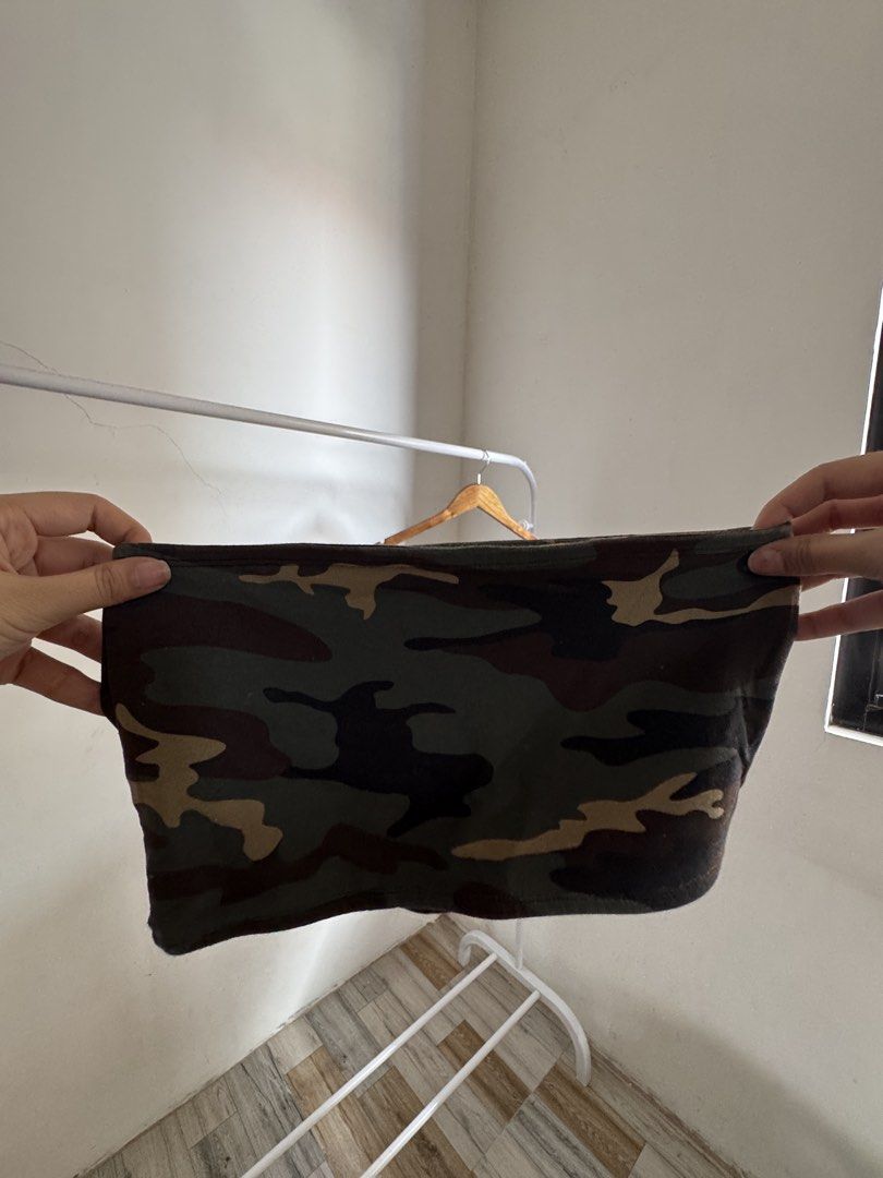 Camouflage Print Tube Top (Category: Others Tops) located in Guagua. Submitted by dediosirish (Listing ID 1446389728, Image 2). Description: - Stretchy and comfortable tube top - Classic camouflage print - Versatile for casual outfits - Can be worn layered or on its own.