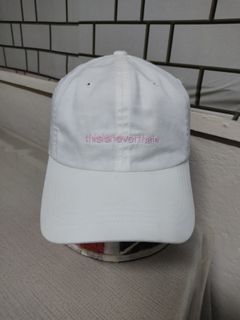 (Category: ) located in . Submitted by ek_thriftstore90 (Listing ID 1446383538, Image 1). Description: .