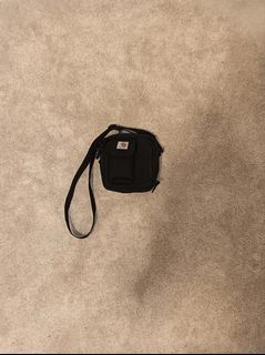 （分類：）位於 。 由 preloved_studio.420 提交（商品編號 1446498777，圖片 1）。簡介： 。