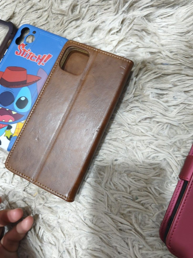 Casing iPhone 11 pro max (Category: Cases & Covers) located in Kajang. Submitted by norabandarteknokajang (Listing ID 1446353694, Image 2). Description: free untuk iphone 11 pro max siapa nak datang ambil di bandar teknologi kajang casing flip masih baru, jarang digunakan akan clear sebelum July 1.
