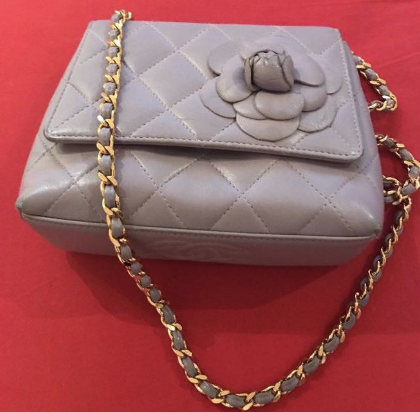 Chanel Bag (Category: Shoulder Bags) located in Manila. Submitted by dashlux (Listing ID 1446355357, Image 1). Description: .