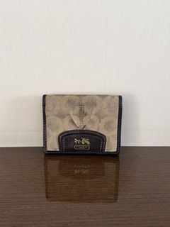 (Kategori: ) berada di . Dikirim oleh yourprelovedfinds (ID iklan 1446416651, Gambar 1). Deskripsi: .
