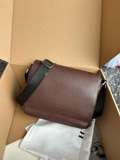 (Category: ) located in . Submitted by fascinating.bag.mall (Listing ID 1446364232, Image 1). Description: .