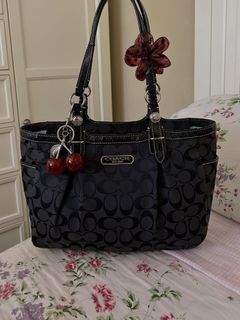 (Kategori: ) berada di . Dikirim oleh vintagecoachcollective (ID iklan 1446362013, Gambar 1). Deskripsi: .