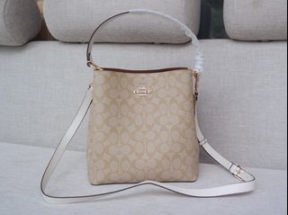 (Category: ) located in . Submitted by sellora_fashion (Listing ID 1446435450, Image 1). Description: .
