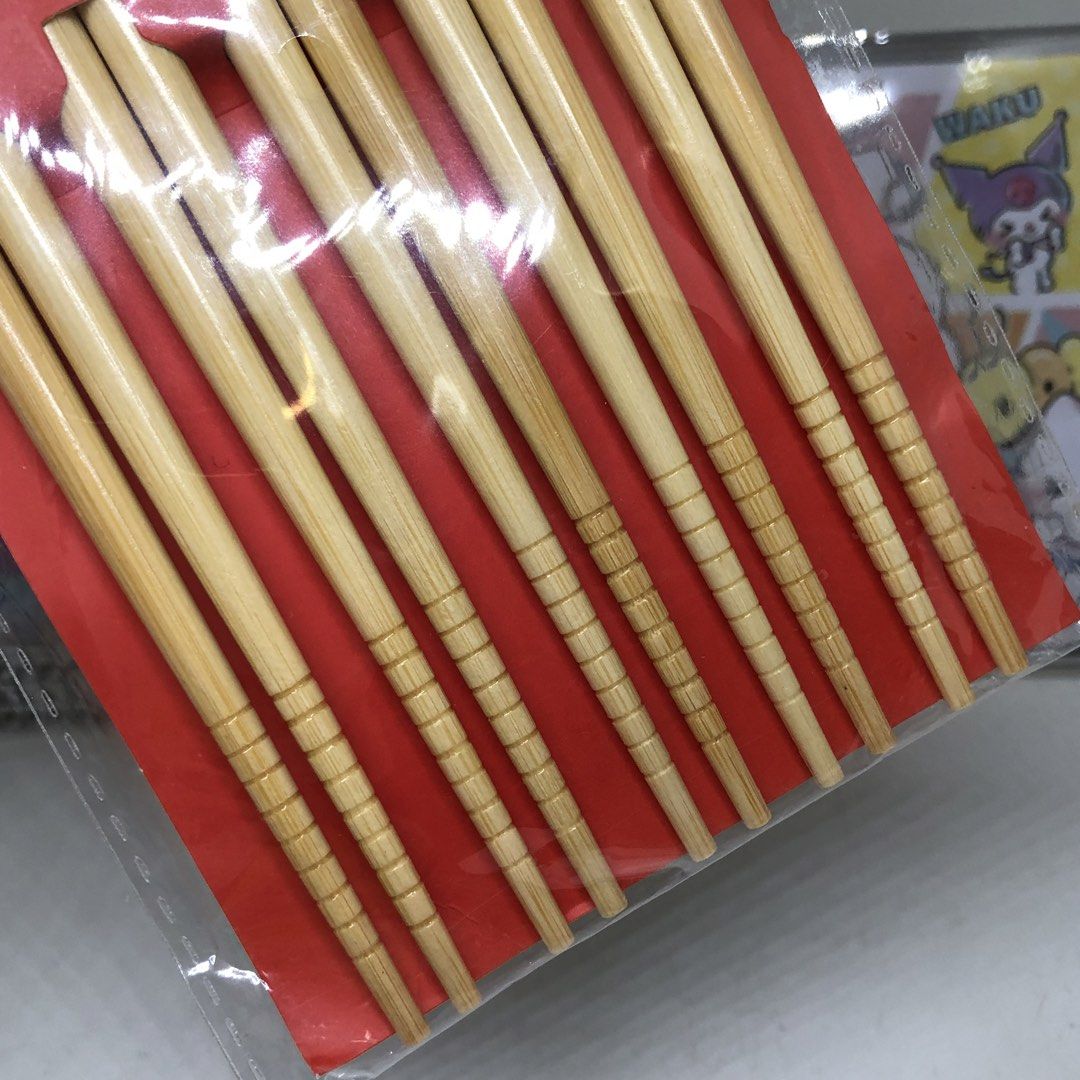 COCA-COLA CHOPSTICKS SET (Category: Dinnerware & Cutlery) located in Quezon City. Submitted by kitsune.treasures (Listing ID 1446505031, Image 3). Description: *First to pay policy! *1 day reservation only. Failure to pay on time, auto cancel. 📍Quezon City * MOD: J&T | Lalamove * MOP: GCASH | BPI 📦ON HAND AND READY TO SHIP CONDITION: WHAT YOU SEE IS WHAT YOU GET. Dimensions: Kindly check the photos for the actual measurements. Please check all 