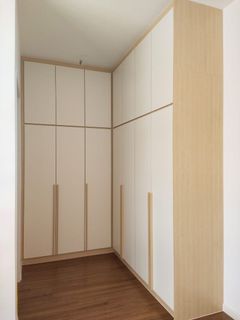 (Category: ) located in . Submitted by dcabinetstudio100 (Listing ID 1446354907, Image 1). Description: .