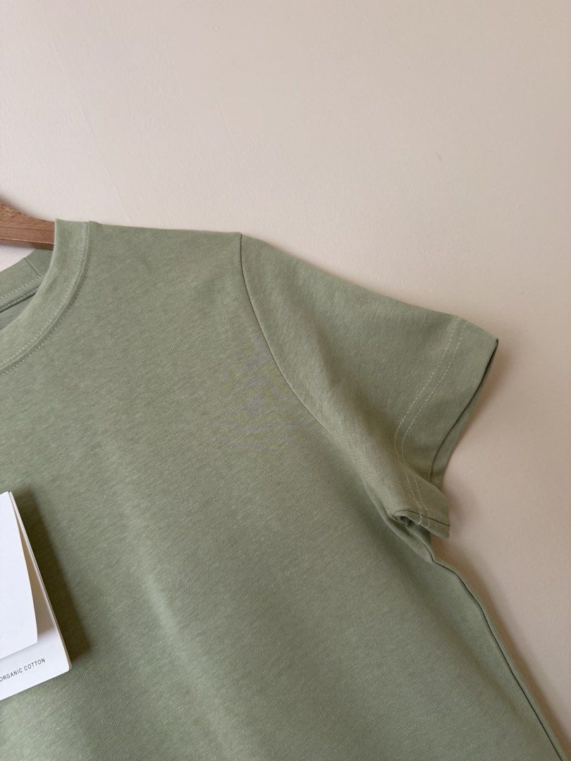Cos organic cotton boxy top (Category: Shirts) located in Makati City. Submitted by cutefabph (Listing ID 1446427150, Image 2). Description: 🛍️Pls.take time to read… 🛍️ Pls take note that some ww photos are inspired & not the actual one itself. 🛍️🛍️Gentle Reminder:🛍️🛍️ We measured every item esp trousers & other bottoms thru flat-lay… We will not allow refund & return anymore. So pls take time to read the description box to avoid hassle on 