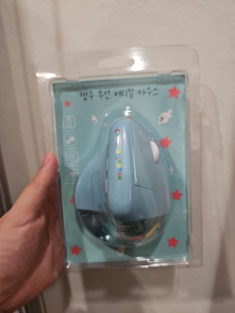 Crayon Shin Chan Bluetooth Wireless Vertical Mouse CSC-VM01494890735203799041