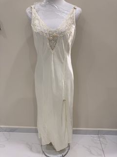 (Category: ) located in . Submitted by el.nrcollection (Listing ID 1446485356, Image 1). Description: .