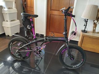 (Category: ) located in . Submitted by ilovegadgetandstuff (Listing ID 1446444043, Image 1). Description: .