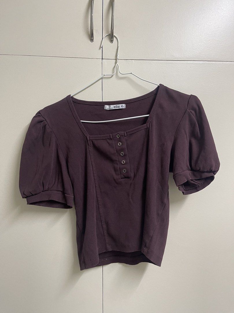 Cropped Blouse Plus Size (Category: Shirts) located in Manila. Submitted by declutterpony (Listing ID 1446427248, Image 1). Description: From Tiktok shop. Stretchable. Dark brown na medj purple.