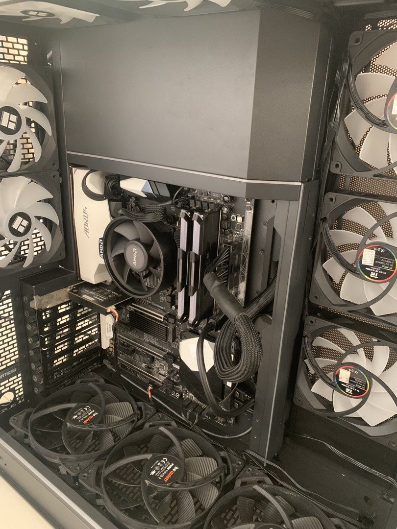Custom budget desktop pc Ryzen 5 2400G494373124797911041