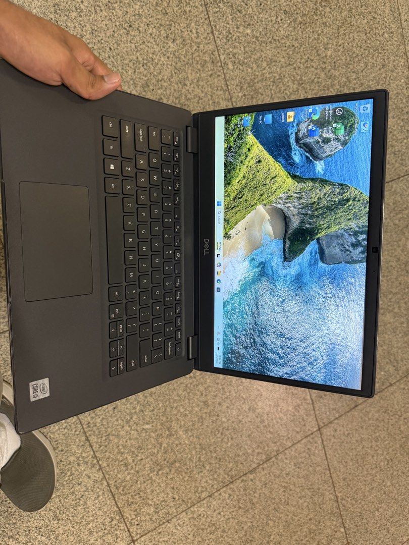 Dell Laptop494998930231797761