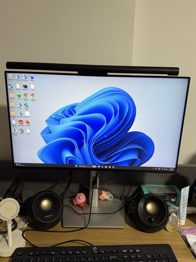 Dell U2422H monitor