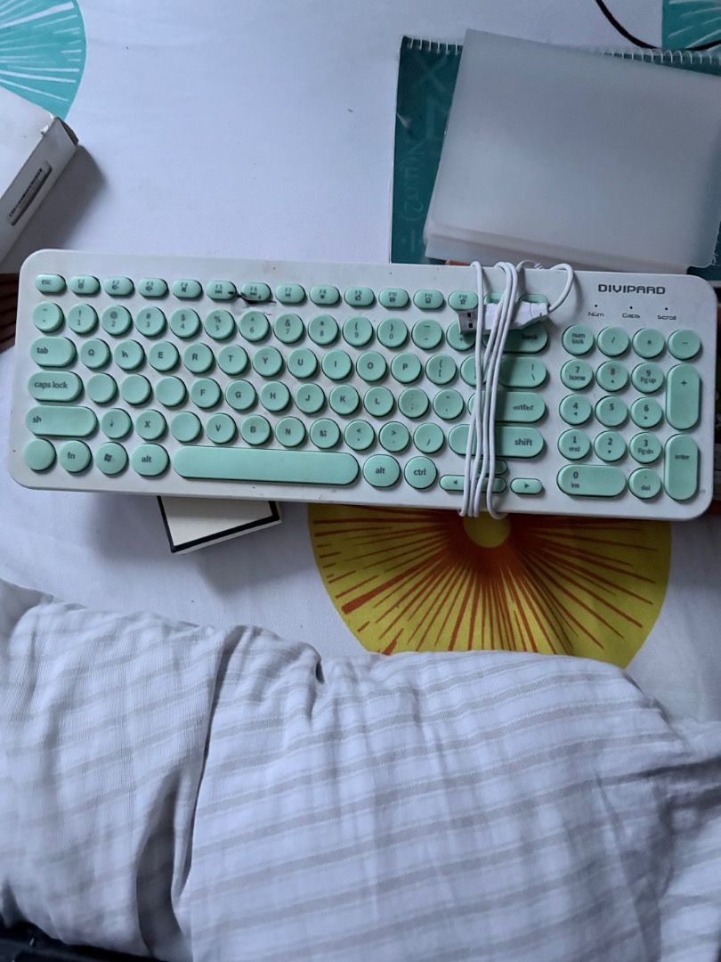Digipard Teal Keyboard (Category: Computer Keyboard) located in Caloocan City. Submitted by chokobutter (Listing ID 1446451922, Image 2). Description: .