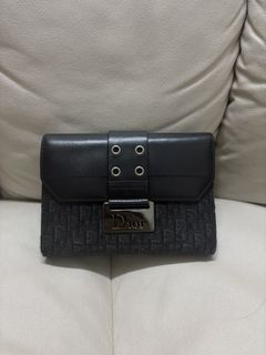 （分類：）位於 。 由 Vzeroses 提交（商品編號 1446502720，圖片 1）。簡介： 。
