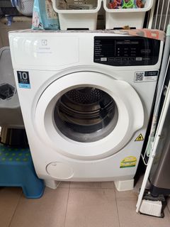 (Category: ) located in . Submitted by _bingz_ (Listing ID 1446391688, Image 1). Description: .